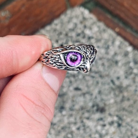 Vivid Purple Eyed Owl Tibetan Silver Ring (Size: Adjustable / One Size Fits All) - Picture 2 of 5
